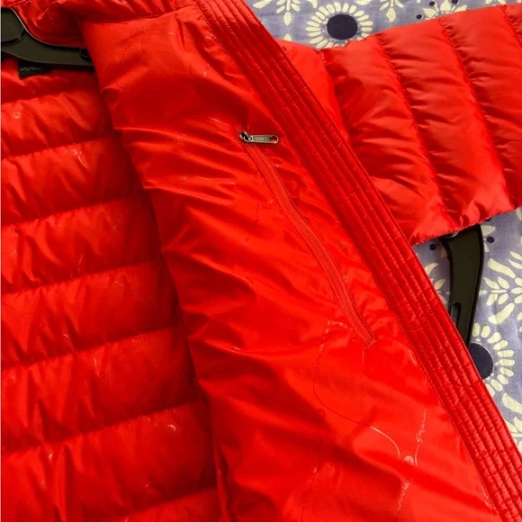 Marmot 700 Fill Medium Jacket EUC - Picture 8 of 8